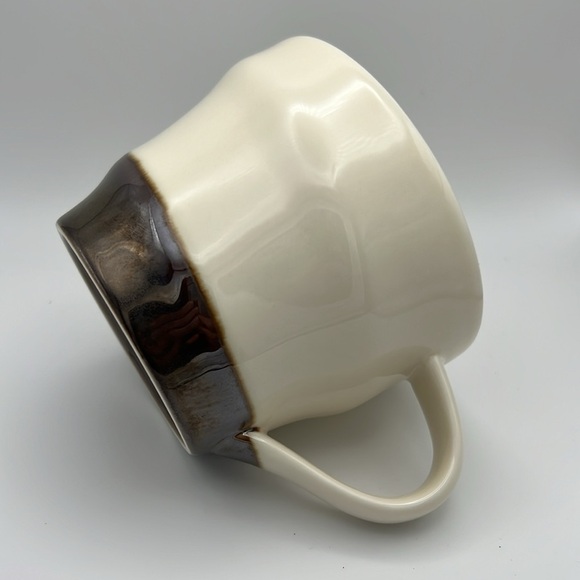 Starbucks Cream and Metallic Bronze Hand Dipped Swirl Mug 12oz - Picture 4 of 5
